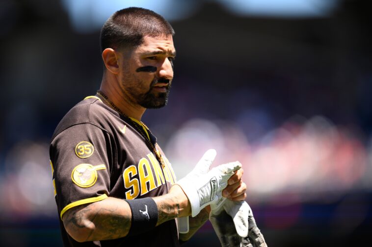 slumping-padres-dump-nick-castellanos-after-miserable-39-games