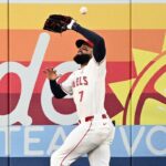 angels-outfielder-jo-adell-goes-full-jose-canseco-and-gives-up-a-home-run-off-his-head