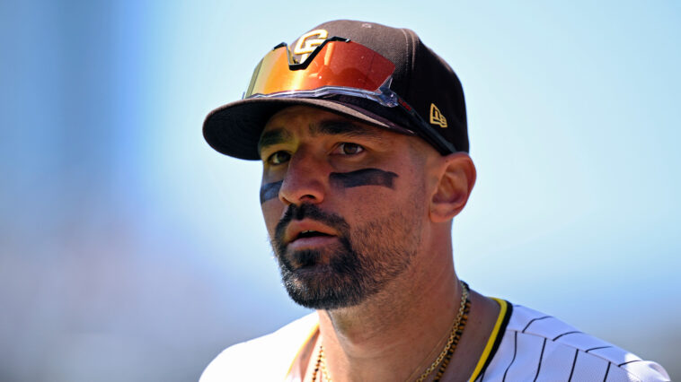 padres-cut-ties-with-outfielder-nick-castellanos-after-rough-39-game-stint