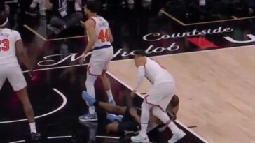 jalen-brunson-has-huge-injury-scare-in-game-1-of-nba-finals