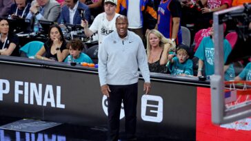 knicks’-nba-finals-game-1-report-card:-mike-brown’s-keen-coaching-paves-way-in-win