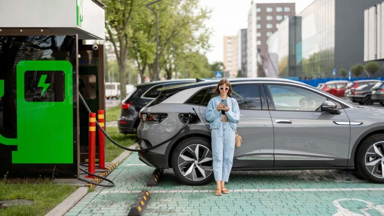 short-sighted-climate-goals:-it-is-impossible-to-expand-electrical-grids-to-support-ev-conversion