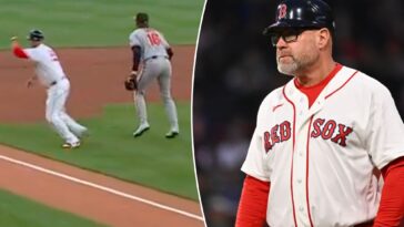 red-sox-third-base-coach-ends-up-waving-runner-home-from-fair-territory-in-bizarre-moment