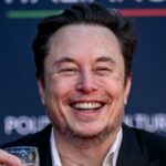 spacex-ipo-could-make-elon-musk-humanity’s-first-trillionaire