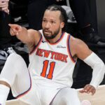 nba-investigating-courtside-fans-who-allegedly-directed-profane-‘flopping’-remarks-at-jalen-brunson:-report