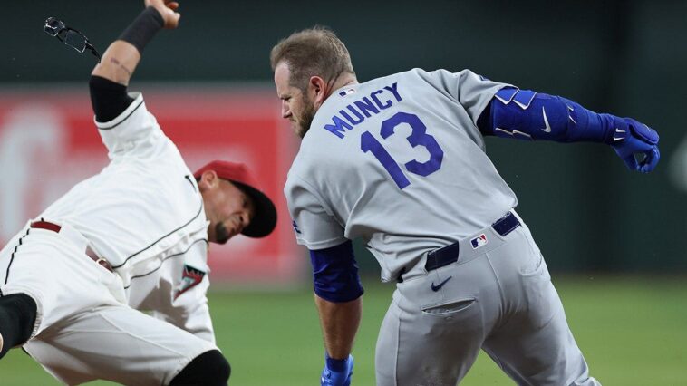mlb-stars-leave-divisional-game-after-scary-collision-at-first-base-leaves-both-injured
