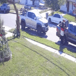video-shows-marine-veteran-wrestle-armed-teen-to-ground-after-alleged-robbery-attempt