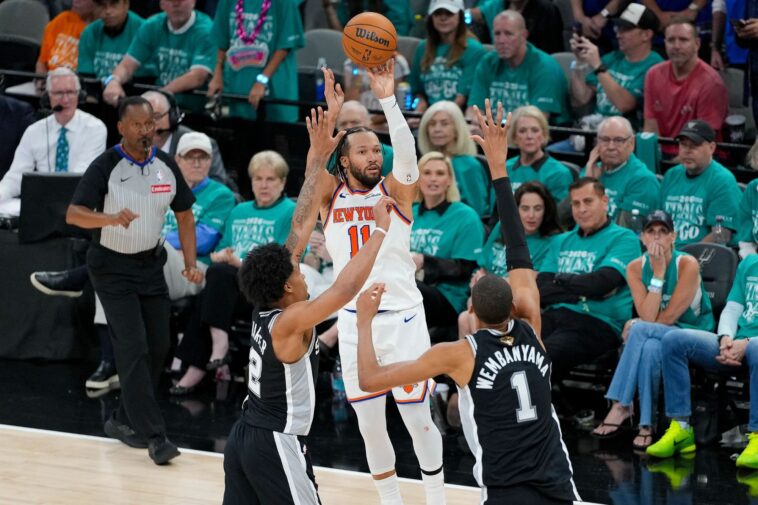 how-to-watch-knicks-vs.-spurs-in-nba-finals-game-2-for-free:-time,-livestream
