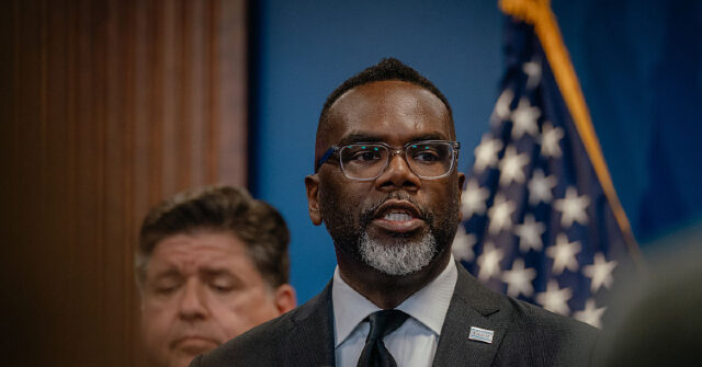 ‘what-a-joke’:-chicago-mayor-brandon-johnson-blasted-by-fans-after-admitting-he-left-packers-game-early