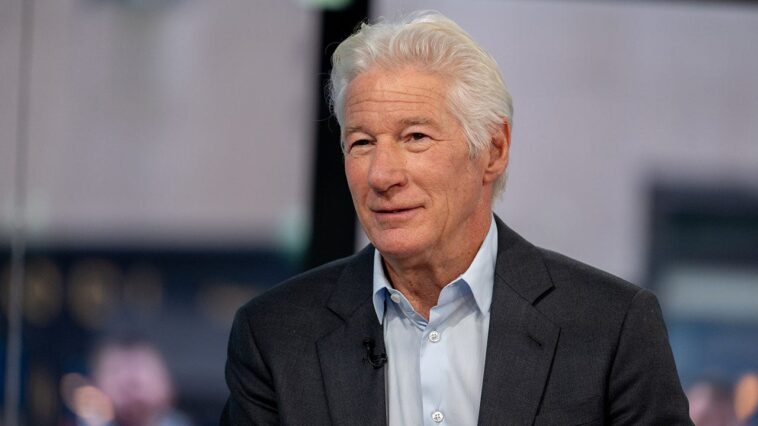richard-gere-says-us-is-in-‘darkest-moment’-he’s-experienced