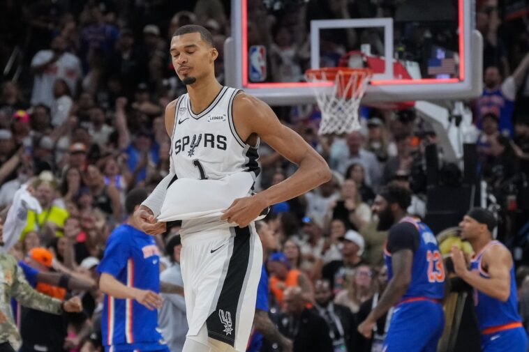 the-spurs’-magical-run-has-been-reduced-to-fantasy