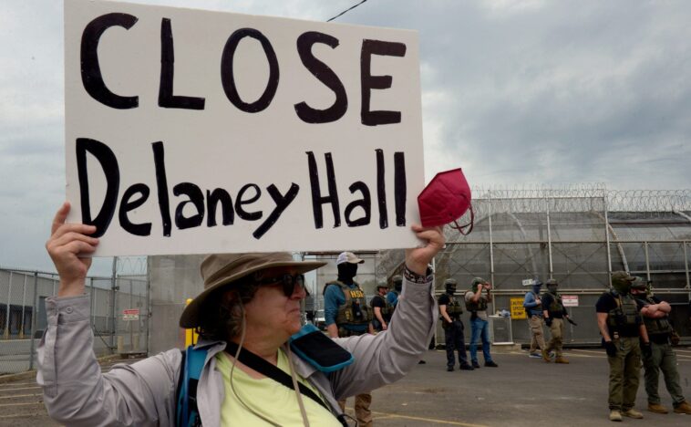 delaney-hall-snack-purchases-cast-doubt-on-hunger-strike-reports,-dhs-says