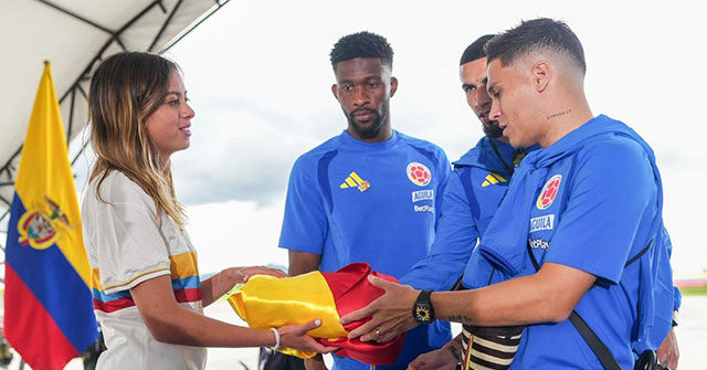 colombian-soccer-team-offers-‘long-faced’-display-in-world-cup-sendoff-with-marxist-president