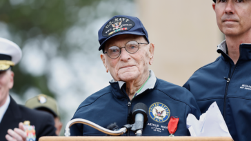 world-war-ii-veteran-reveals-1-word-feeling-before-d-day-82-years-later