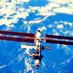 air-leak-on-international-space-station-triggers-evacuation-protocol-–-astronauts-shelter-in-dragon-capsule-while-russian-cosmonauts-work-to-seal-microscopic-structural-fractures