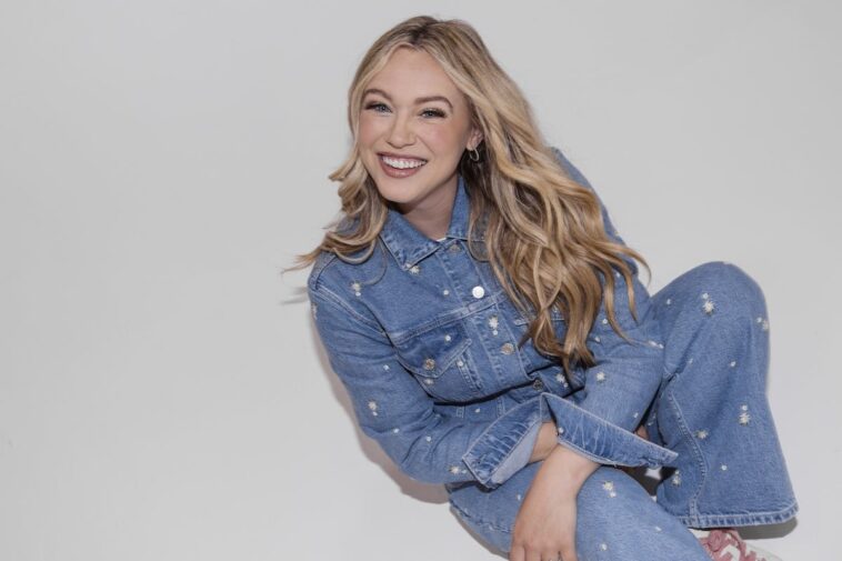 isabel-brown-urges-women-to-embrace-motherhood-at-tpusa-women’s-summit