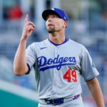 dodgers’-blake-treinen-was-the-only-player-not-wearing-a-pride-hat-during-pride-night,-and-i-support-him