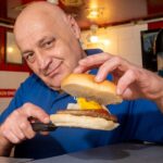 owner-of-viral-$1.34-burger-stand-shares-secret-to-keeping-prices-unchanged-since-2006