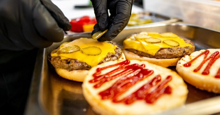 fast-food-manager-arrested-for-disgusting-action-toward-customer’s-food