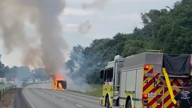 video-captures-fireworks-exploding-from-burning-trailer-that-shut-down-interstate-75