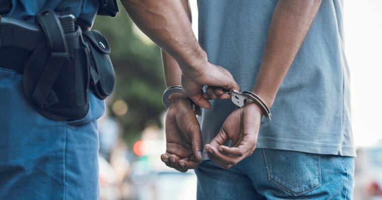 illegal-alien-gets-into-car-crash-near-another-illegal-alien-getting-arrested