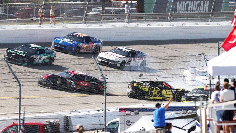 nascar’s-scariest-wreck-in-years-rocks-garage,-earnhardt-saves-another-one-&-bubba-wallace-lectures-young-star