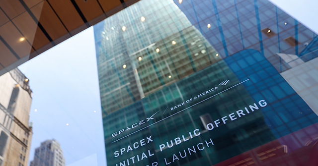 former-cia-economist-called-spacex-ipo-filing-—-now-giving-away-free-play