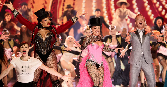 pink-at-tony-awards:-‘our-trans-siblings’-lost-‘even-more-rights’-this-year