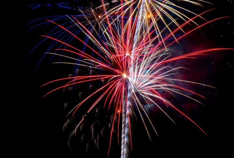 watch:-fireworks-erupt-from-burning-trailer,-forcing-highway-shutdown