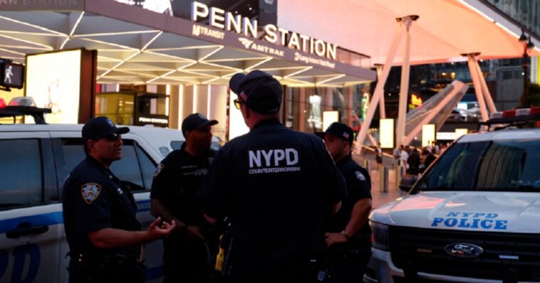 five-stabbed-in-apparent-random-attack-inside-new-york-city’s-penn-station