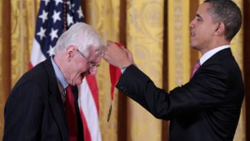 pulitzer-prize-winning-historian-gordon-s.-wood-dead-at-92-after-being-hit-by-car