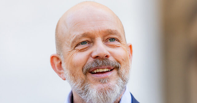 republican-steve-hilton-advances-in-california-gubernatorial-race