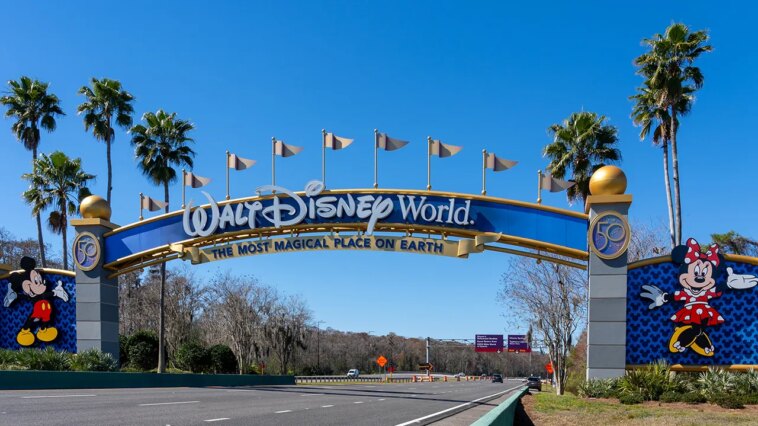 disney-world-guests-shaken-as-rare-earthquake-near-cuba-jolts-florida