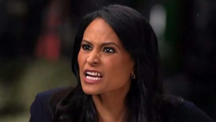 trump-narrowly-escapes-being-bitten-by-rabid-kristen-welker