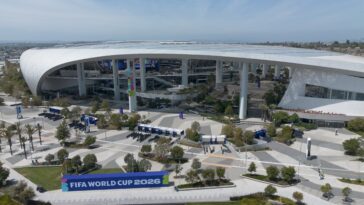 sofi-stadium-workers-issue-stunning-strike-decision-just-days-before-world-cup