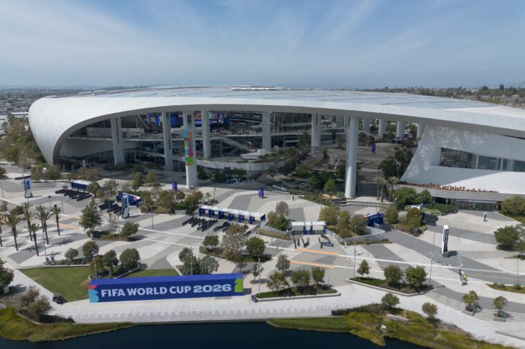 sofi-stadium-workers-issue-stunning-strike-decision-just-days-before-world-cup