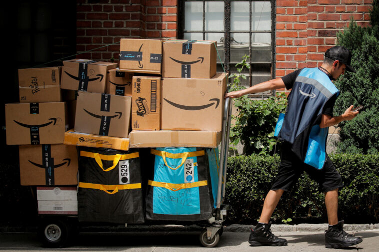 ny-ranked-second-worst-in-the-us-for-package-theft,-as-porch-pirates-snatch-$1.2b-in-deliveries