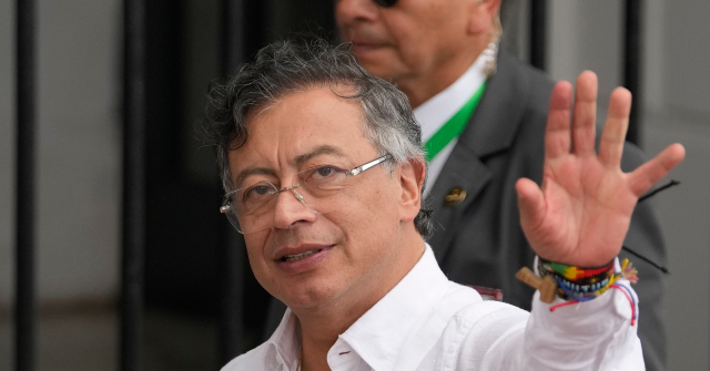 colombia’s-gustavo-petro-visits-new-york,-expected-to-meet-with-mamdani