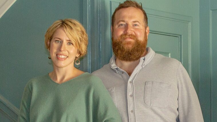 hgtv’s-‘home-town’-stars-ben-and-erin-napier-dealt-with-hotel-fire-right-before-her-40th-birthday