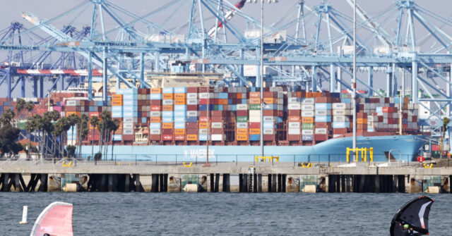 us.-trade-deficit-narrows-amid-record-oil-export-surge-and-ai-imports