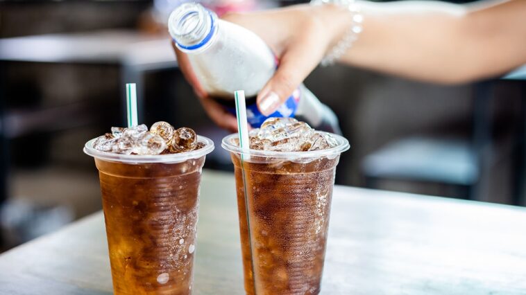 dirty-soda-drinks-are-everywhere,-but-doctors-warn-of-health-risks:-‘metabolic-disaster’