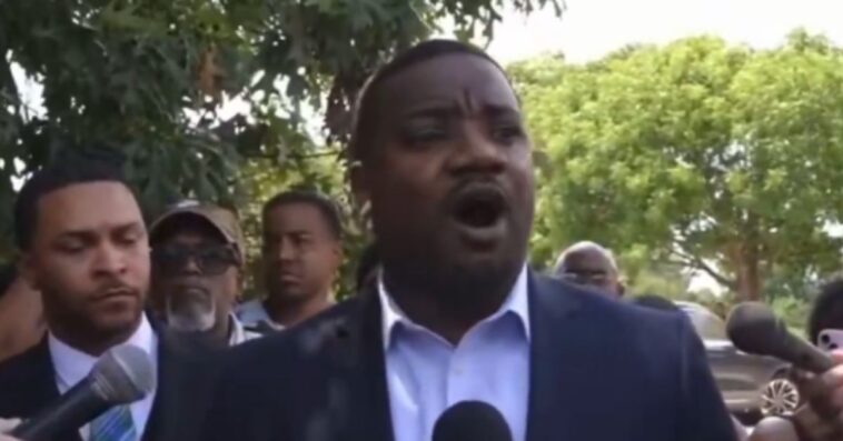 watch:-karmelo-anthony-family-spokesman-falsely-blames-‘all-white’-jury-for-guilty-murder-verdict,-claims-‘black-lives-do-not-matter-in-the-criminal-justice-system’