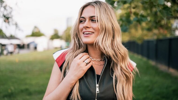 country-singer-alana-springsteen-felt-like-a-‘black-sheep’-growing-up-for-wanting-to-leave-her-hometown