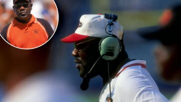 historic-oklahoma-state-football-bob-simmons-coach-dead-at-77