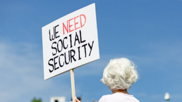 social-security-projected-to-be-insolvent-by-2032,-risking-22-percent-benefit-cuts
