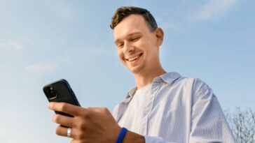 life-hack:-wife-texting-you-too-much?-reply-‘unsubscribe’-and-she’s-legally-required-to-stop