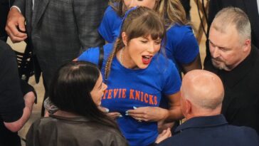 taylor-swift-proves-her-knicks-loyalty-with-game-4-finals-appearance-without-travis-kelce