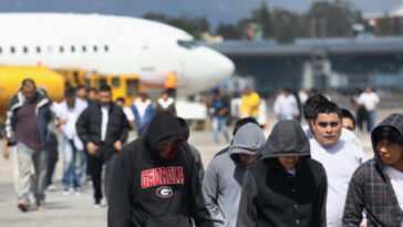 poll:-majority-support-deporting-all-illegal-immigrants