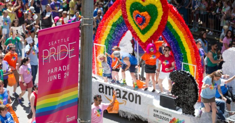 lgbt-people-surge-into-seattle-from-republican-states,-demand-more-public-resources