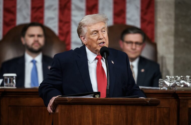 trump-demands-congress-immediately-add-the-save-america-act-to-his-$350-billion-pentagon-reconciliation-package-–-it-only-needs-a-simple-majority-(50-+-jd-vance)-to-pass